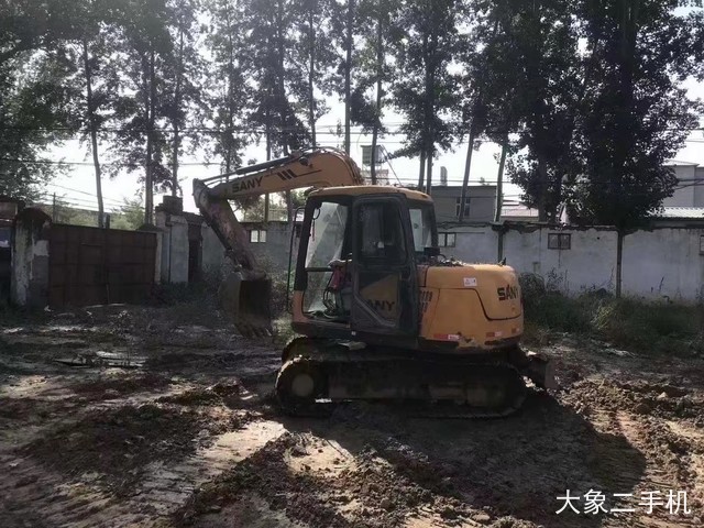 三一重工 SY75C-8 挖掘机