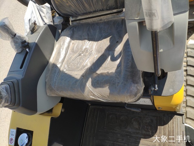 沭工 SG8022 挖掘机