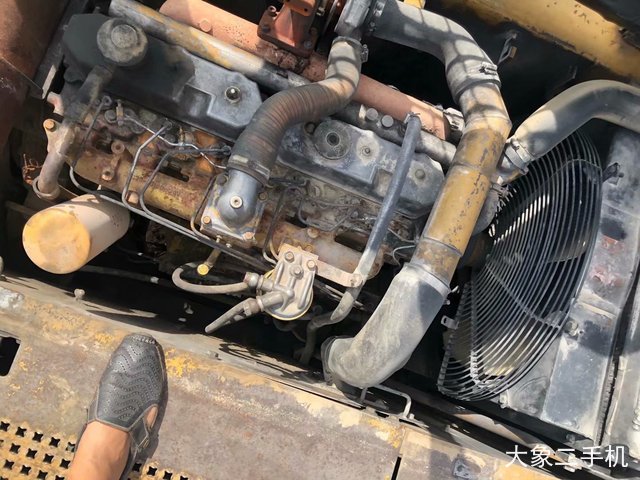 卡特彼勒 320B 挖掘机