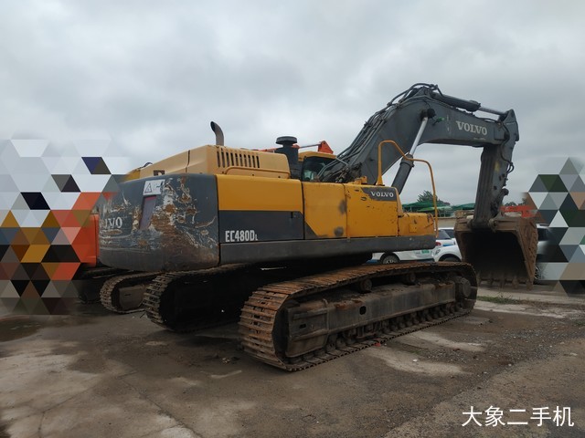 沃尔沃 EC480DL 挖掘机