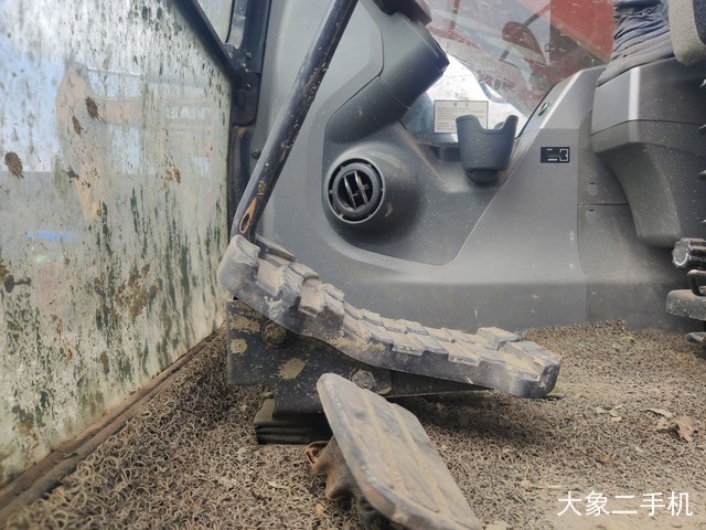 斗山 DX215-9C 挖掘机