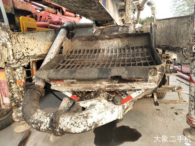 中联重科 ZLJ5430THBK56X-6RZ 泵车