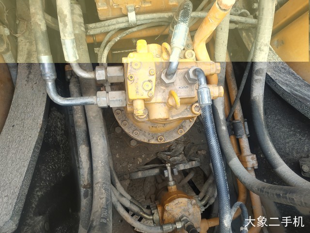 三一重工 SY215C-9 挖掘机