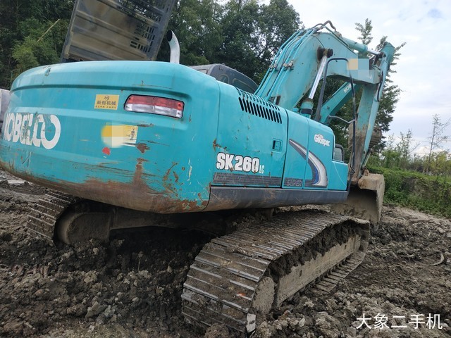 神钢 SK260LC-8 挖掘机