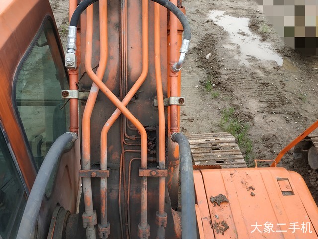 斗山 DH220-5 挖掘机