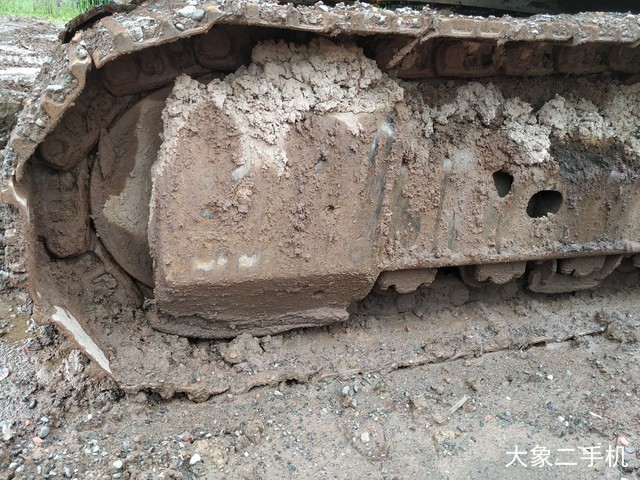 现代 R225LC-7 挖掘机