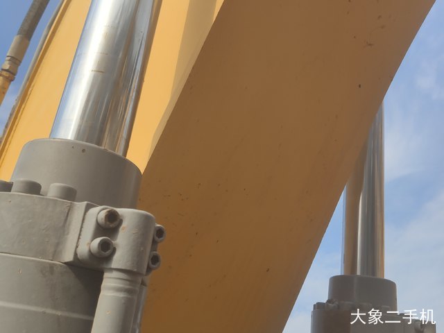 徐工 XE370CA 挖掘机