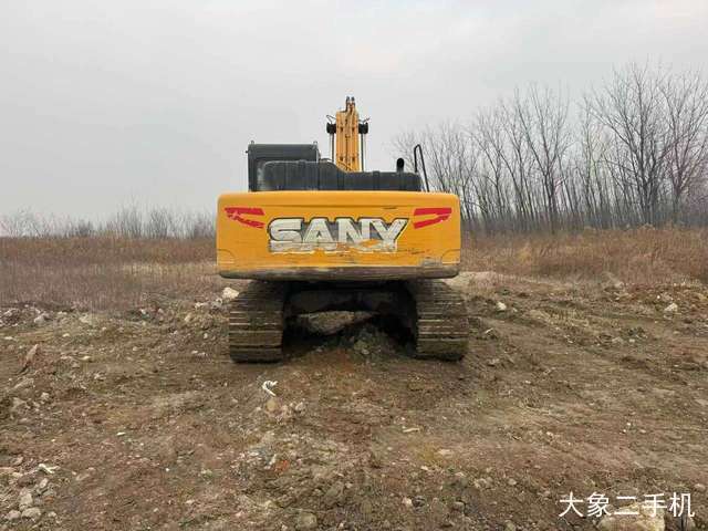 三一重工 SY205C-9 挖掘机