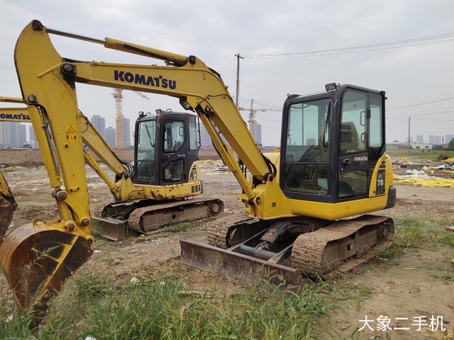 小松 PC56-7 挖掘机