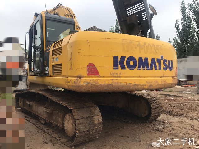 小松 PC220-8M0 挖掘机