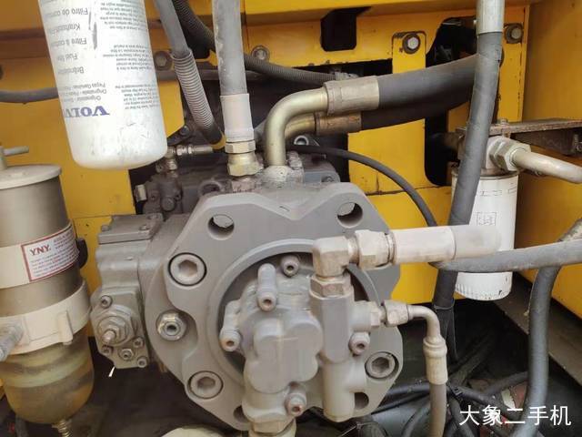 沃尔沃 EC240BLC 挖掘机