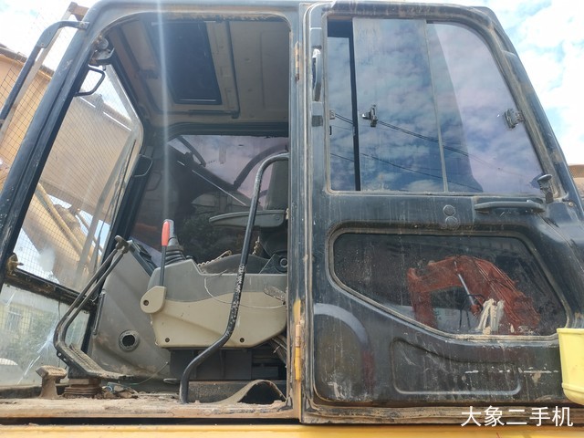 厦工 XG836i 挖掘机