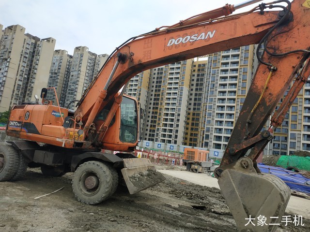 斗山 DH210W-7 挖掘机