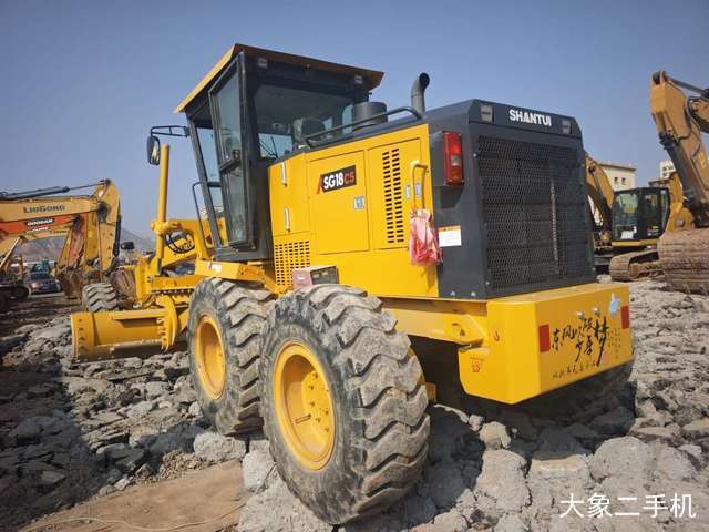 山推 SG18D-3 平地机