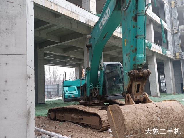 神钢 SK250-10 挖掘机