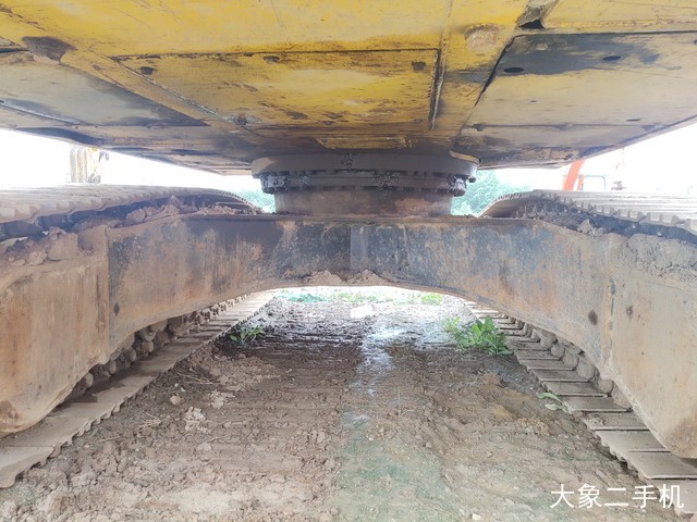 小松 PC220-8M0 挖掘机