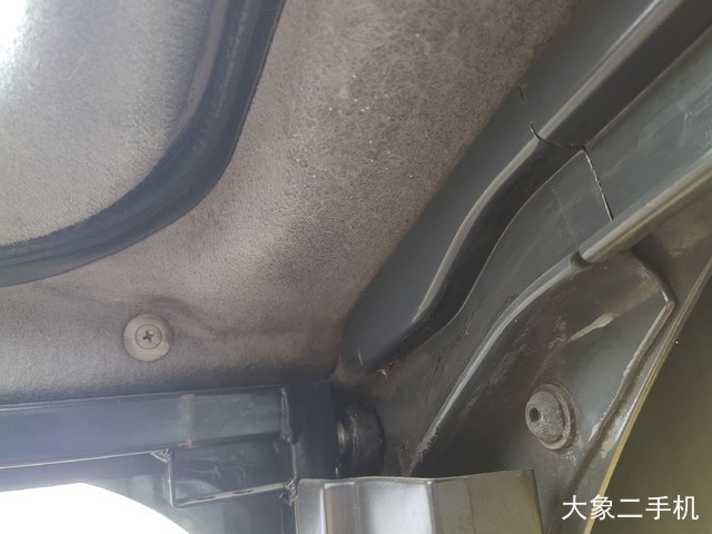 小松 PC220-8M0 挖掘机