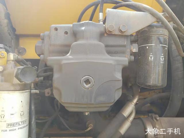 小松 PC240LC-8 挖掘机