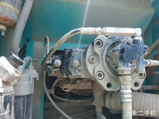 神钢 SK350LC-8 挖掘机