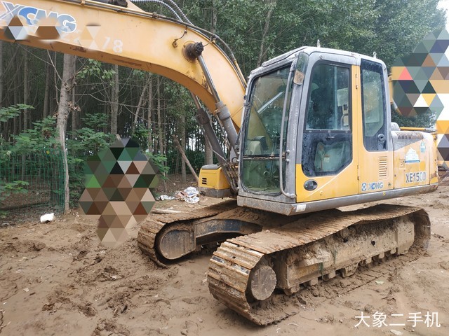 徐工 XE150D 挖掘机