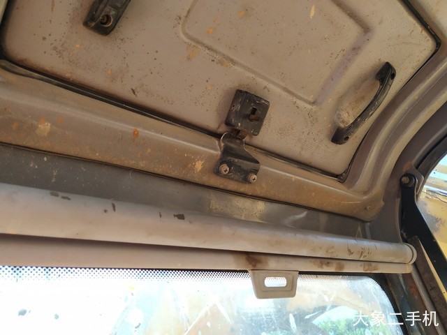 徐工 XE80 挖掘机