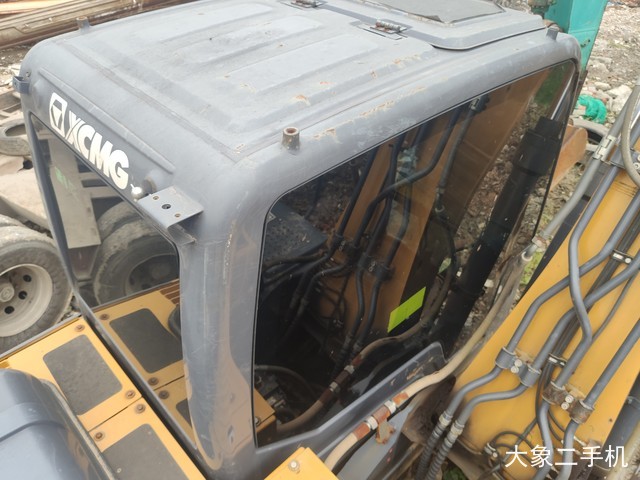 徐工 XE135B 挖掘机