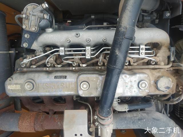 三一重工 SY215C-9 挖掘机