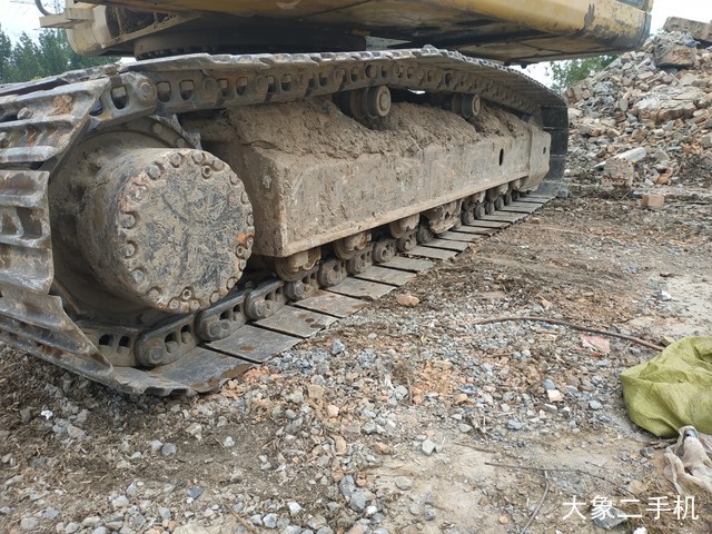 小松 PC200-8 挖掘机