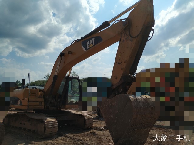 卡特彼勒 329D 挖掘机