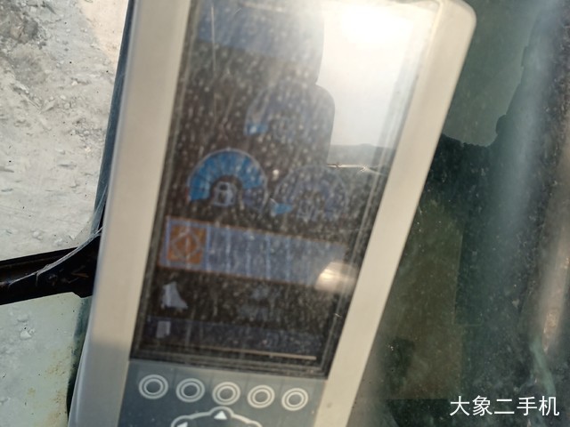 卡特彼勒 323D2L 挖掘机