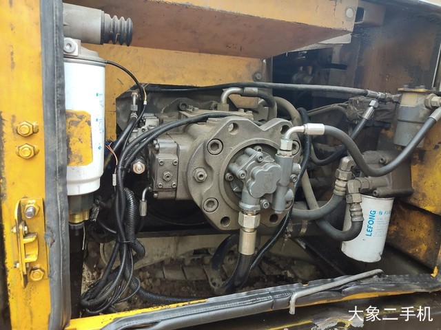 三一重工 SY235C-8S 挖掘机