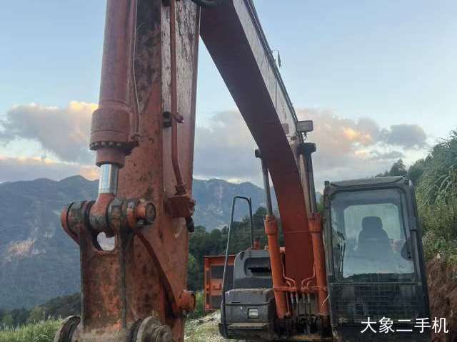 日立 EX130K-5 挖掘机