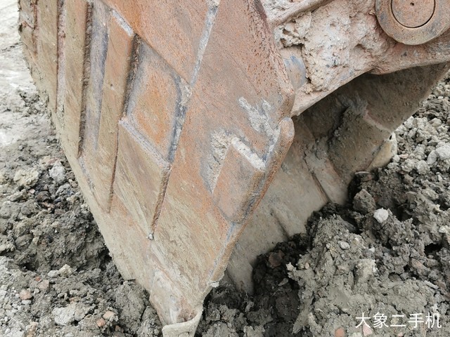 神钢 SK250LC-8 挖掘机