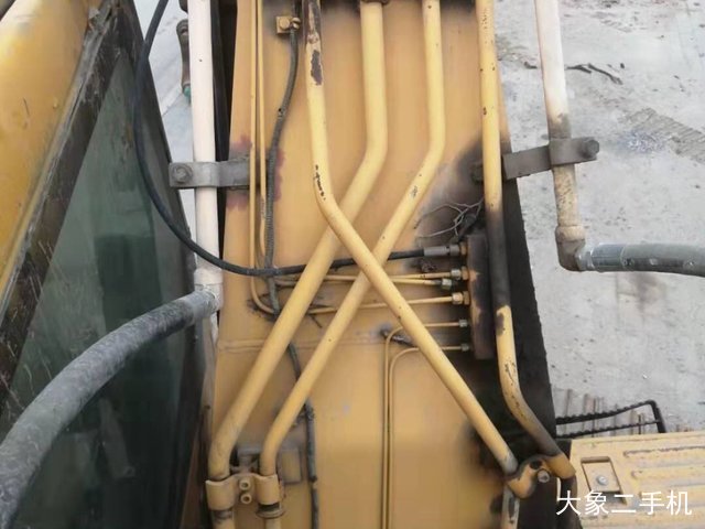 三一重工 SY215C-8 挖掘机