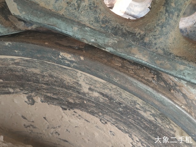 卡特彼勒 323DL 挖掘机