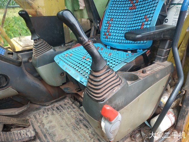 小松 PC240LC-8 挖掘机