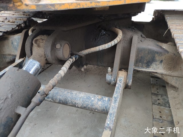 雷沃重工 FR60-8 挖掘机