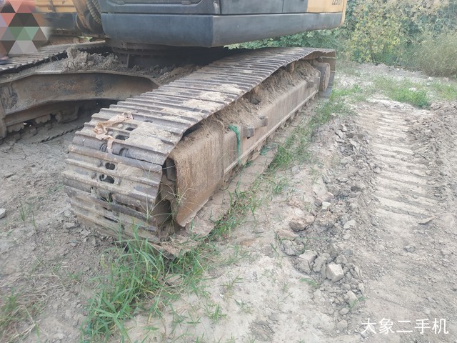 现代 R225LC-7 挖掘机