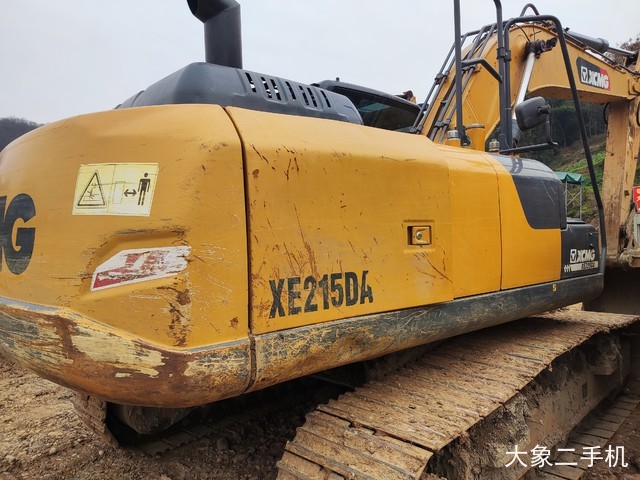 徐工 XE200DA 挖掘机