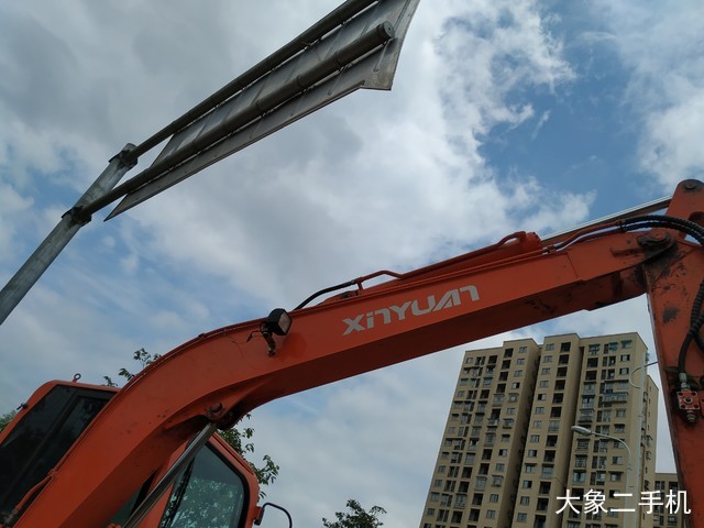 新源 XY75W-8 挖掘机