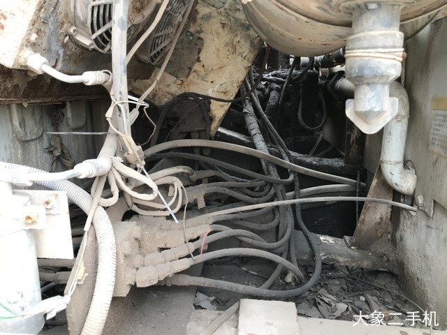 中联重科 ZE230E 挖掘机