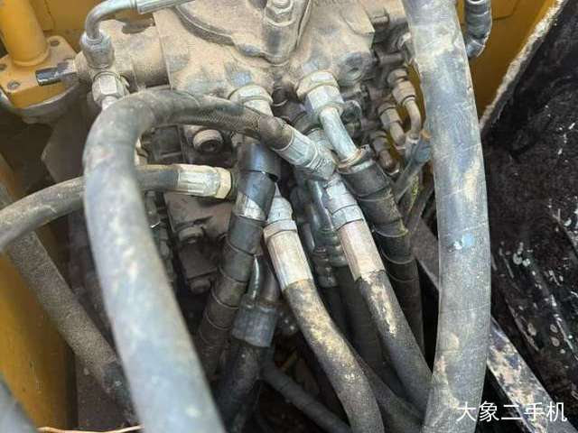 三一重工 SY75C 挖掘机