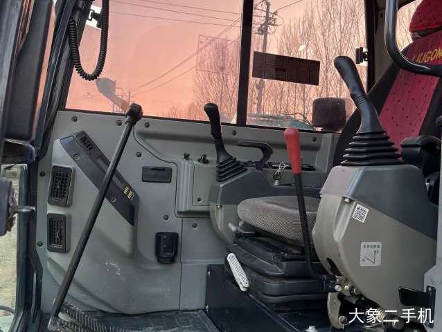 柳工 CLG906D 挖掘机