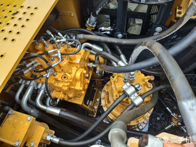 三一重工 SY485H 挖掘机