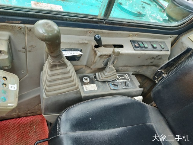 神钢 SK60-8 挖掘机