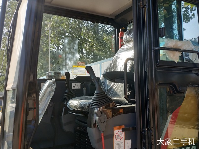 三一重工 SY55C 挖掘机