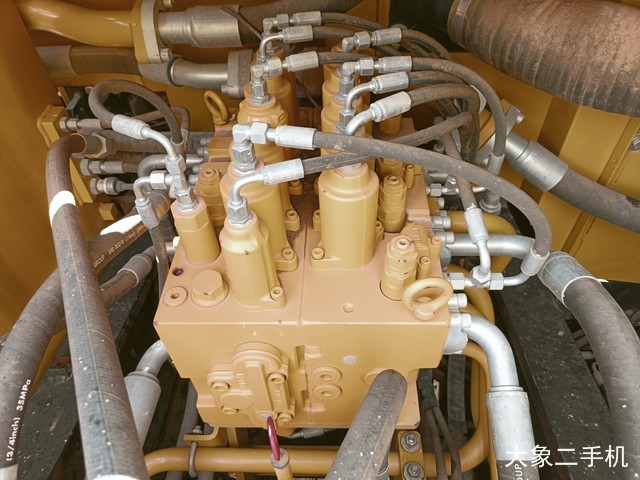 三一重工 SY215C-10 挖掘机
