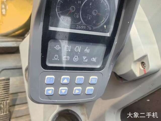 徐工 XE60D 挖掘机