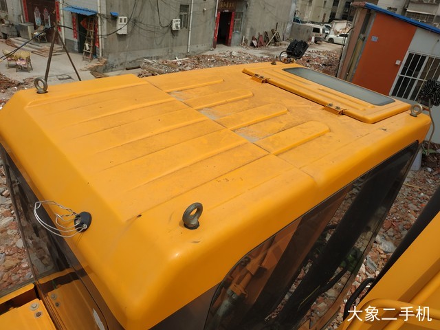 三一重工 SY285C 挖掘机