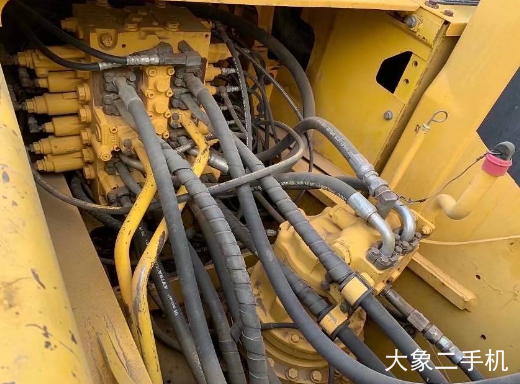 小松 PC200-8M0 挖掘机